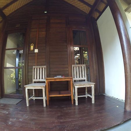 Drupadi Bungalows Гілі-Траванган Екстер'єр фото